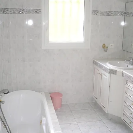 Appartamento Spacieux à - Vue Sur Piscine - 90m² Béziers