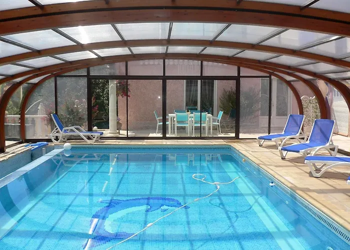 Spacieux A - Vue Sur Piscine - 90m² *