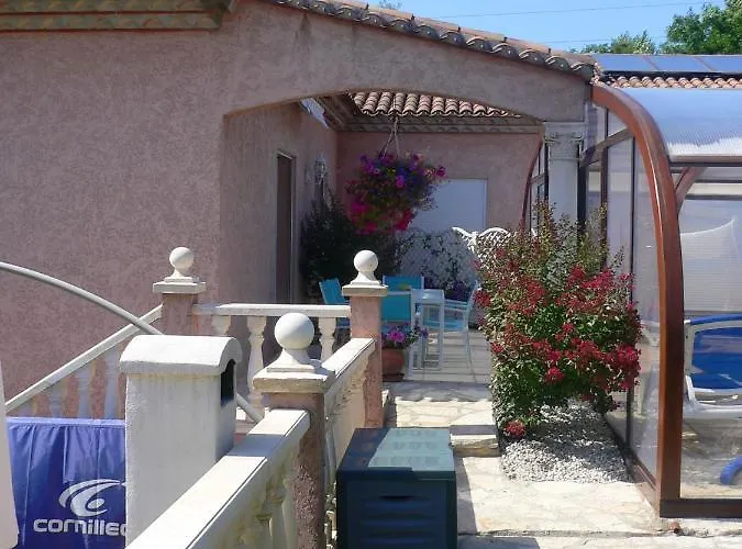Spacieux A - Vue Sur Piscine - 90m² *