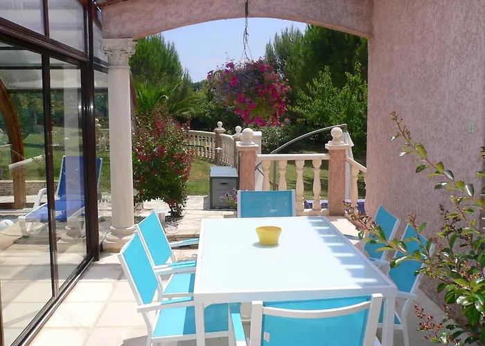 Spacieux A - Vue Sur Piscine - 90m² Διαμέρισμα Μπεζιέ